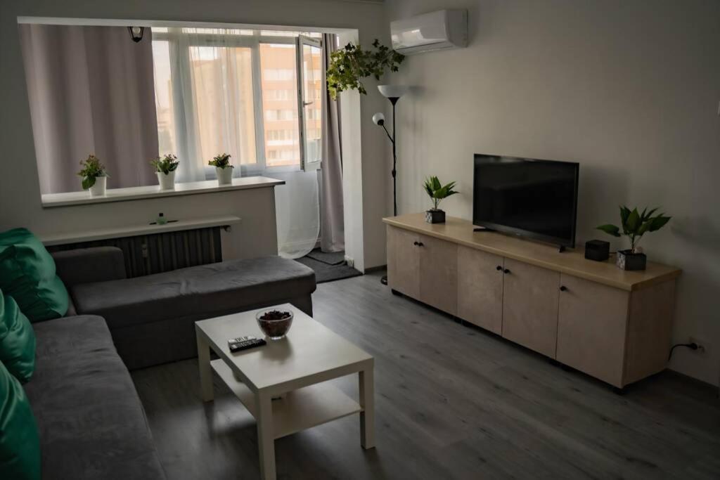Modern 1 Bedroom Apartment In Bucharest Center! Eksteriør bilde